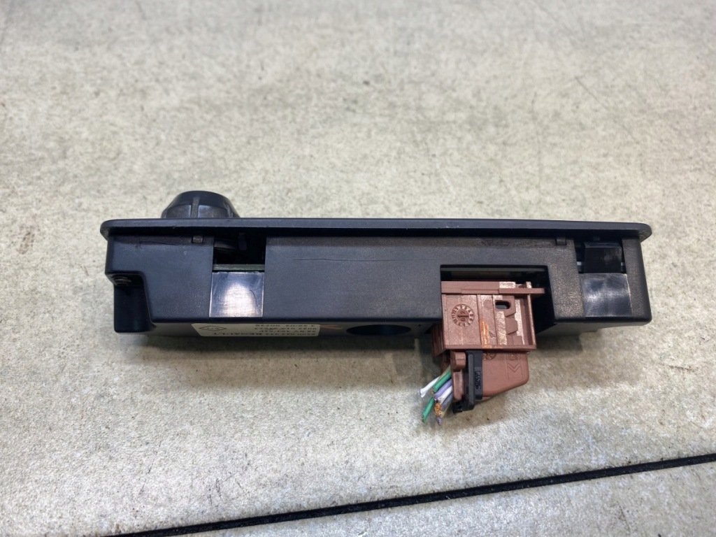 фото №3, Панель навигации renault espace iv 8200023452