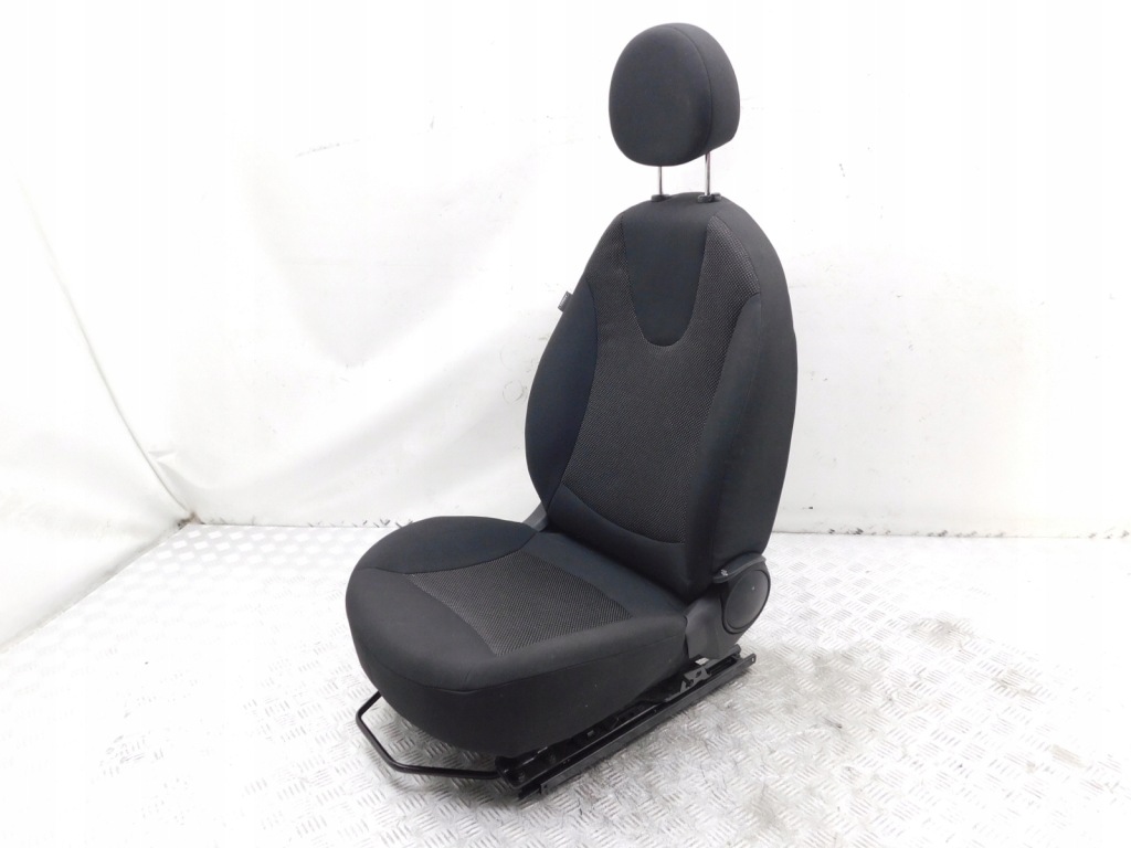 Сиденье правый перед пассажира - mini cooper clubman r55 one r56 Оригинал