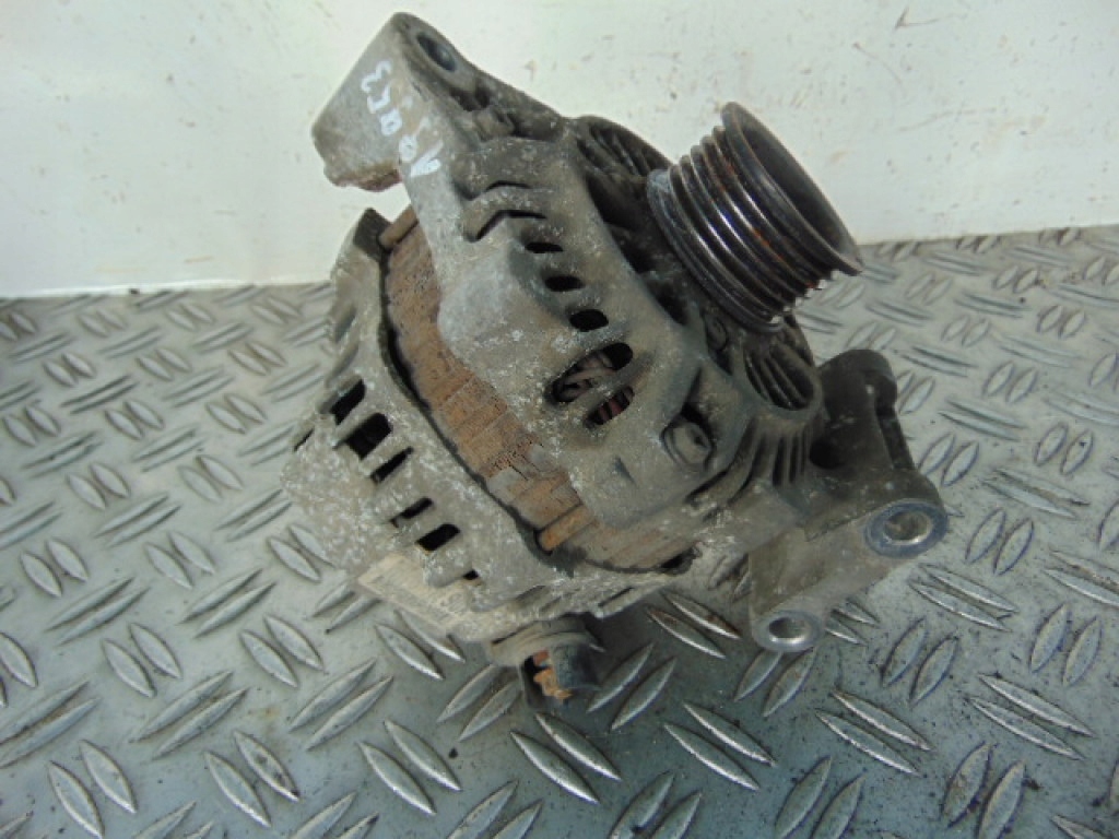 фото №1, Ford fusion генератор ---