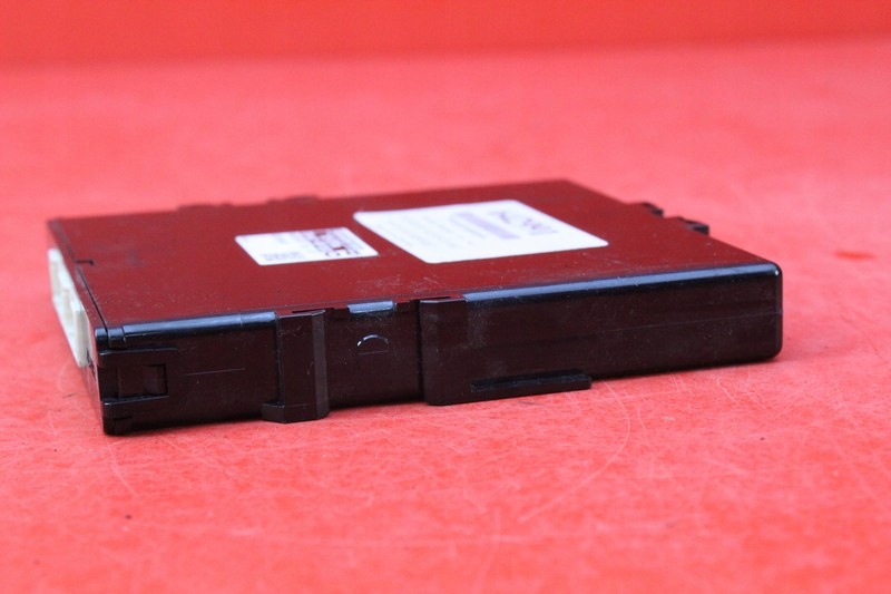 фото №4, Модуль комфорта 896810f080 toyota avensis t29