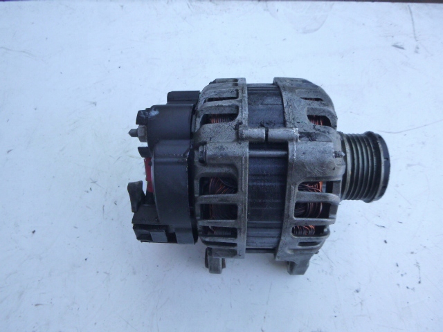 фото №1, Генератор 1,5 dci kadjar clio duster 231008918r