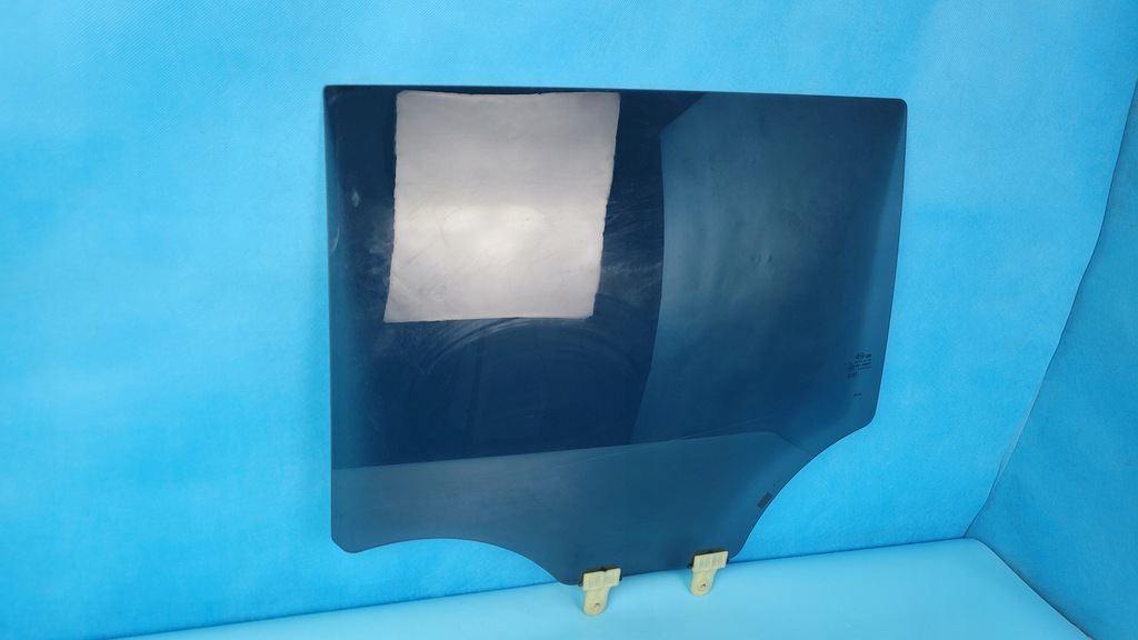 фото №1, Kia stonic 17r скло бічна двері лівий задня