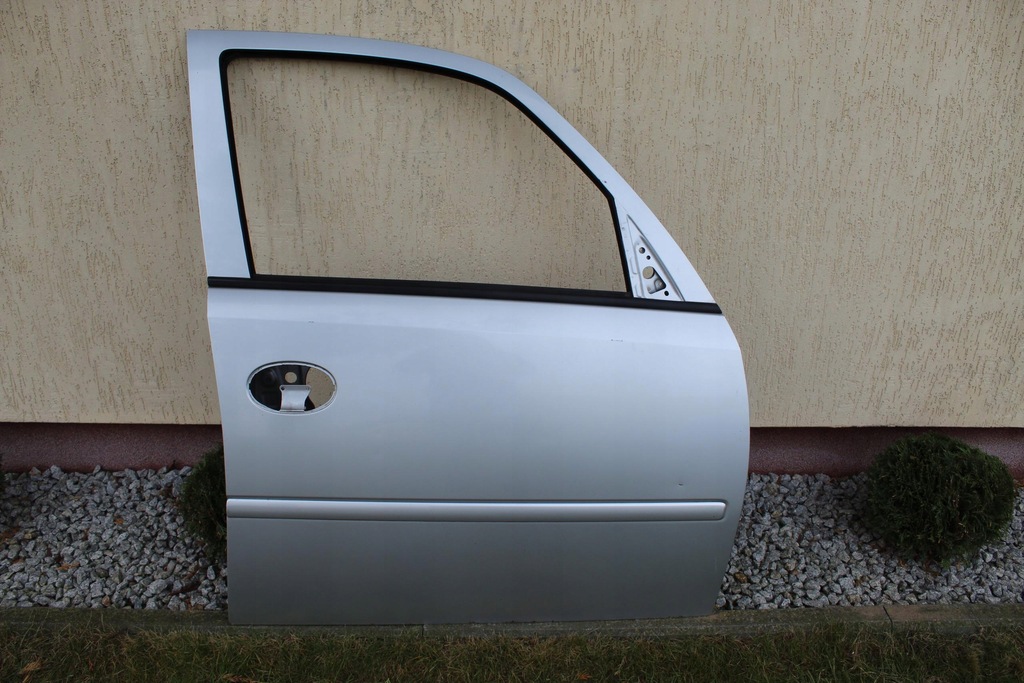 фото №1, Дверь правый перед z157 opel meriva a