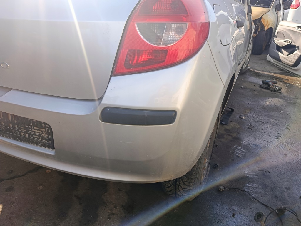 фото №4, Renault clio iii бампер задняя ted69