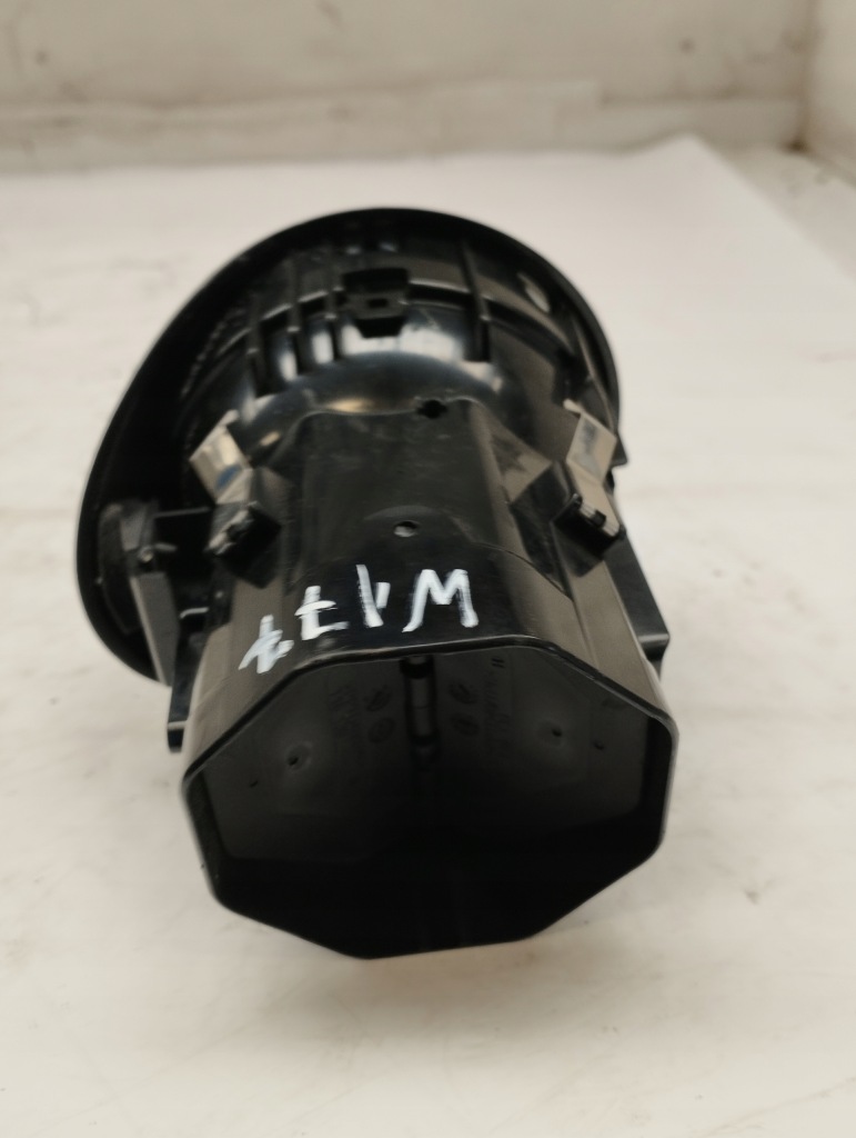 Mercedes w177 amg a35 решётка обдув правая a1778300750 Цена