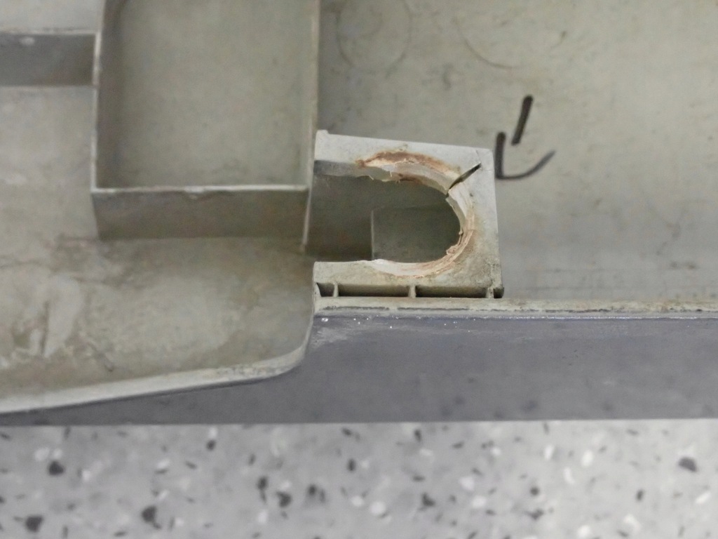 фото №9, Honda jazz ii 02-07 молдинг задній кришки nh642m