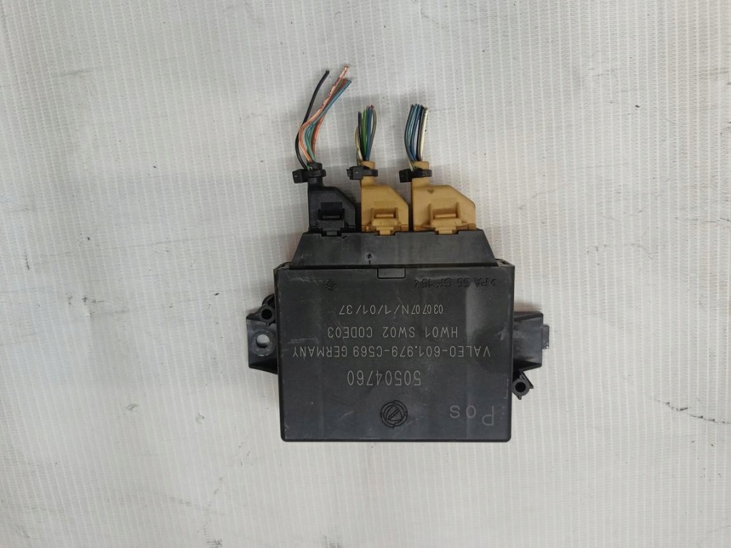 Купити Alfa romeo 159 модуль pdc 50504760