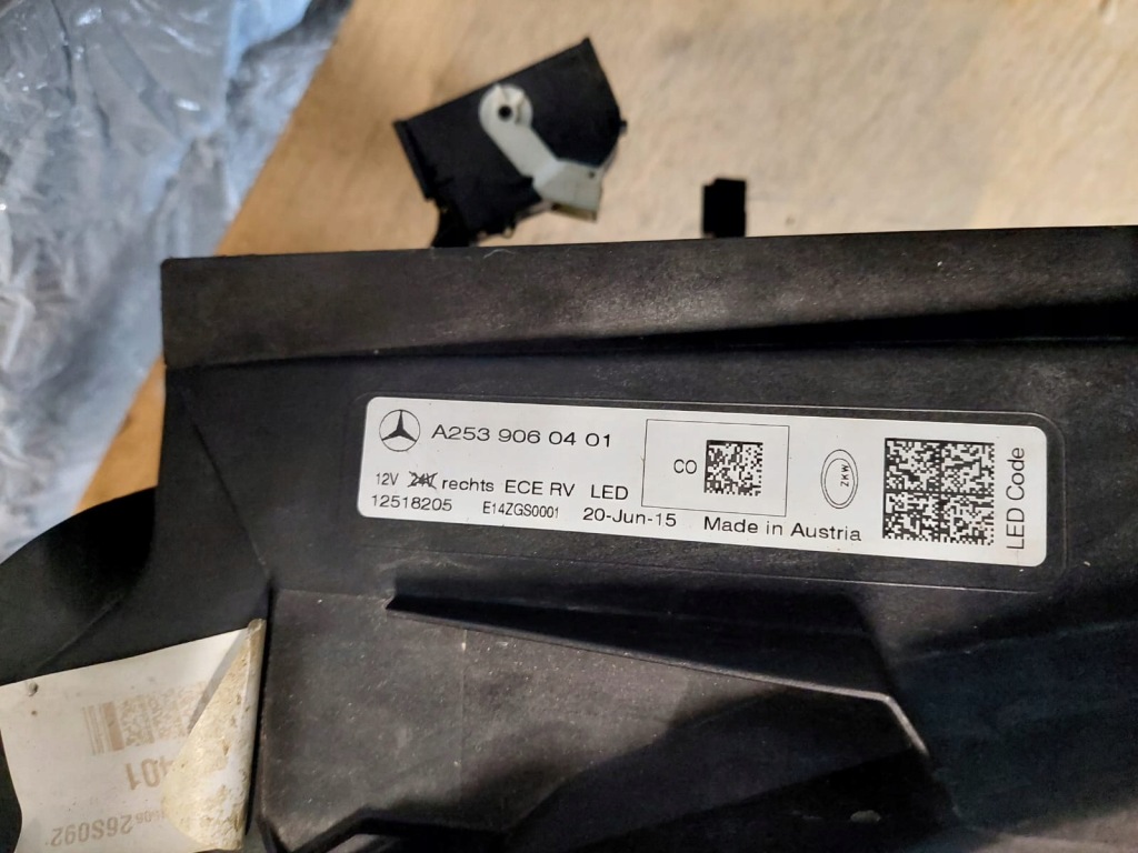 Mercedes a253 фара led правий в Україні