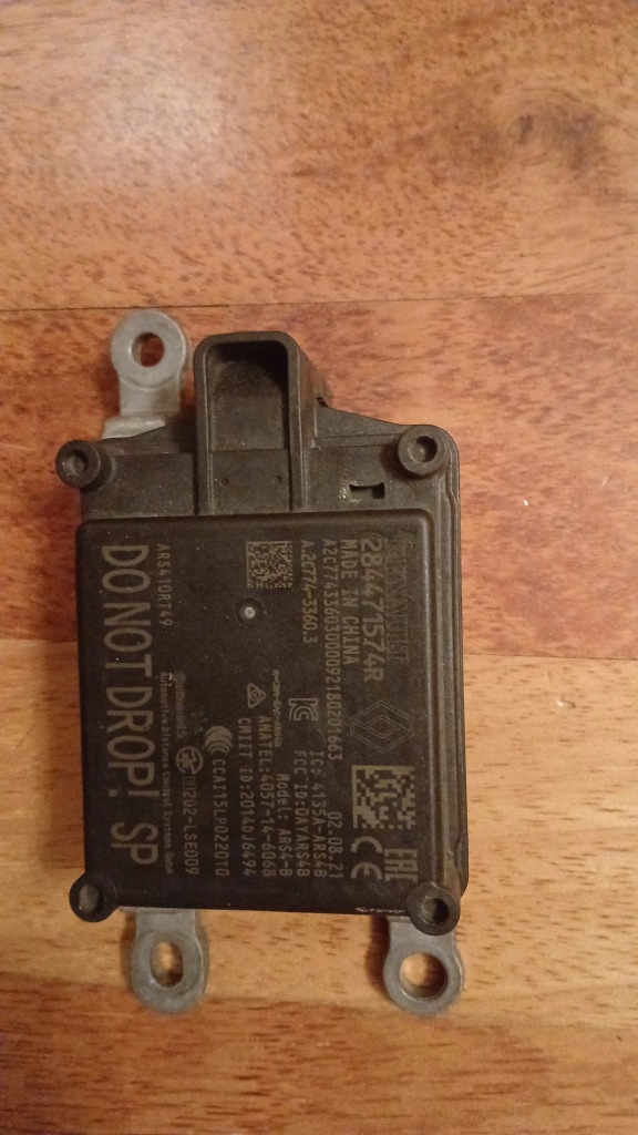 Купить Радар датчик distronic перед renault arkana 284471574r