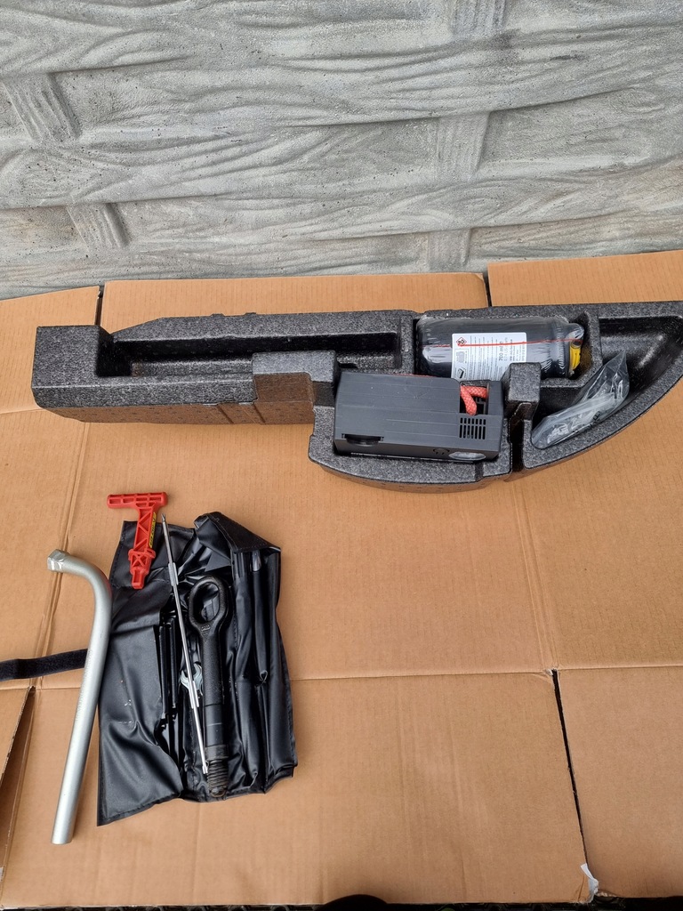 фото №6, Audi q7 4m набор ремонтный колеса