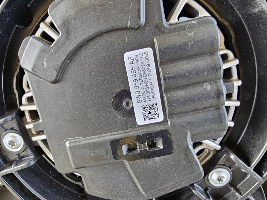 Радіатор вентилятори ремінь передній підсилювач балка audi s6 c8 4k 2020- Доставка