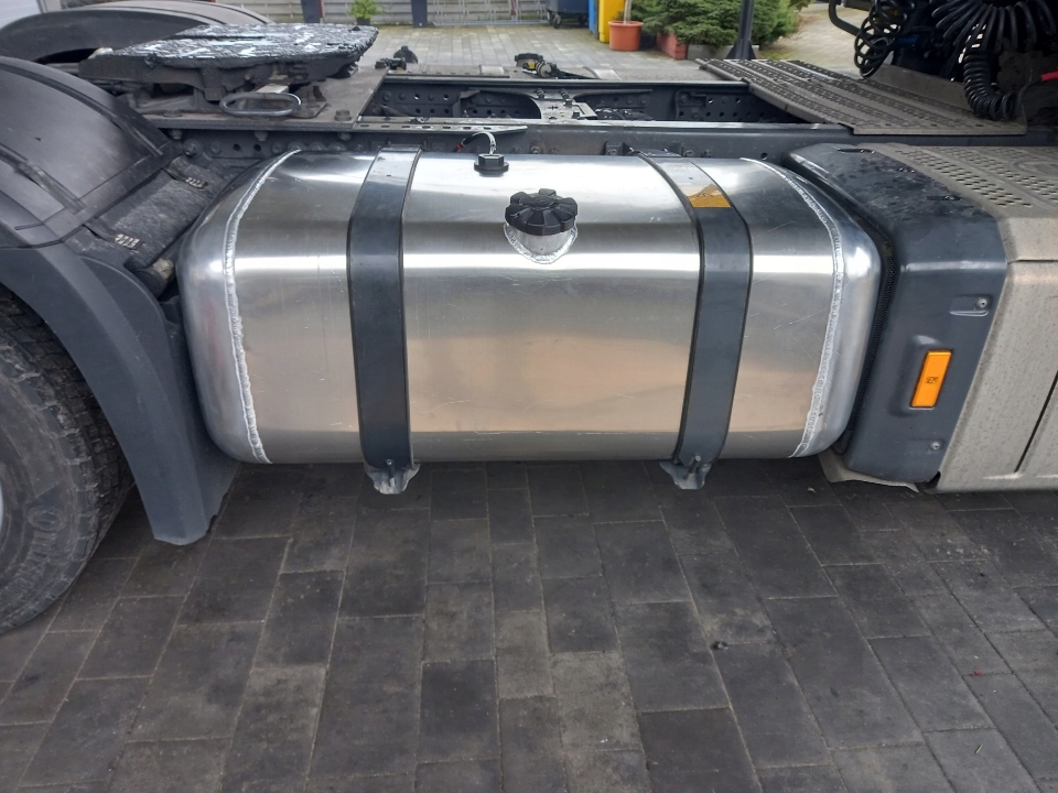 фото №1, Бак пального mercedes actros mp5 470 l