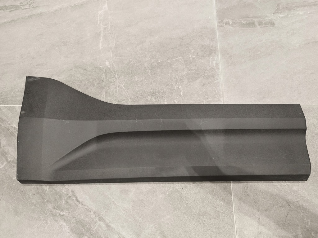 фото №1, Volv xc40 молдинг дверь задняя правая oryg! 31448319