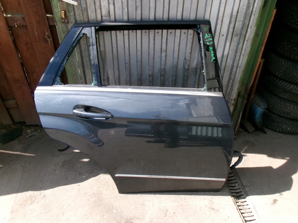 фото №1, Mercedes e-klasa w212 дверь правое задняя kombi