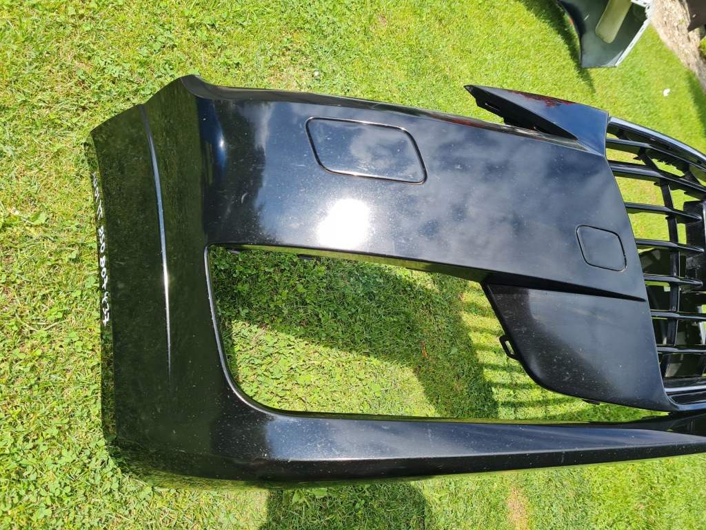 Бампер перед audi tt 8s0 807 437 гарний Оригінал