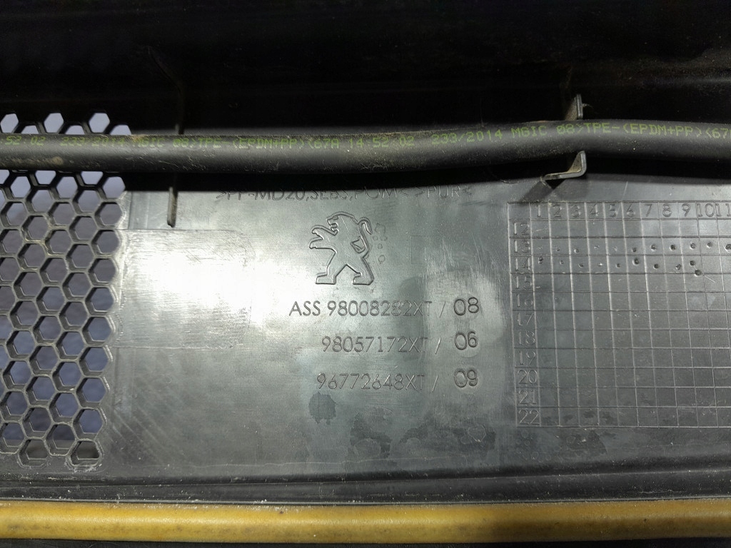 фото №6, Peugeot 308 ii t9 жабо верхний eu 98008282xt