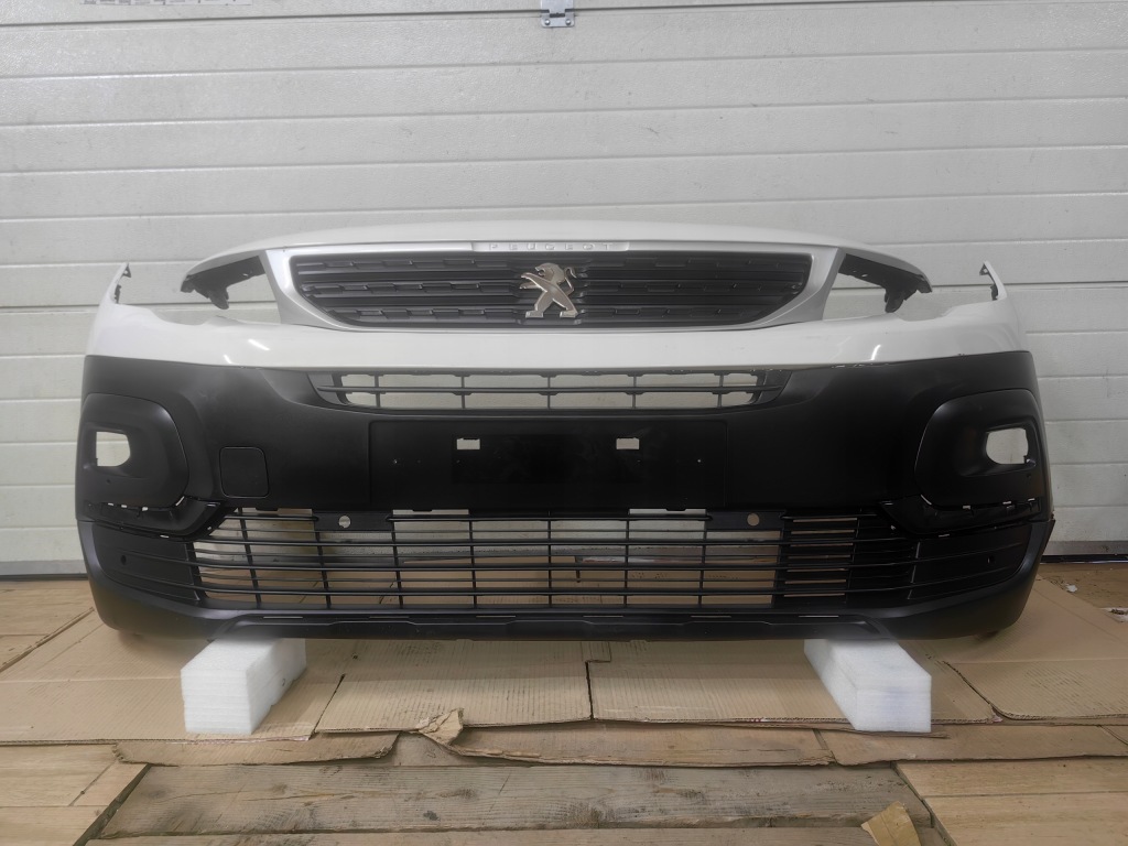 Бампер передний решётка радиатора peugeot rifter 18- Оригинал