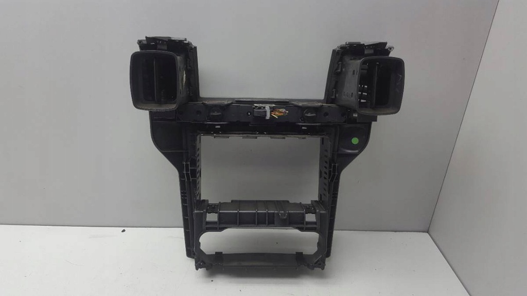 фото №2, Решітка обдув середня рамка радіо zafira b eu