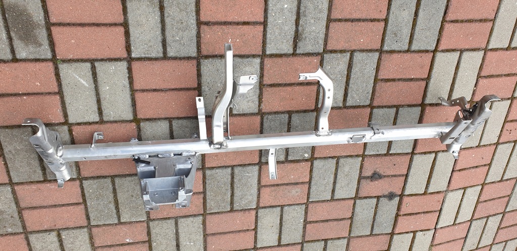 фото №8, Каркас панели приборной панели кронштейн консоли mercedes e coupe w207 оригинальный номер europa