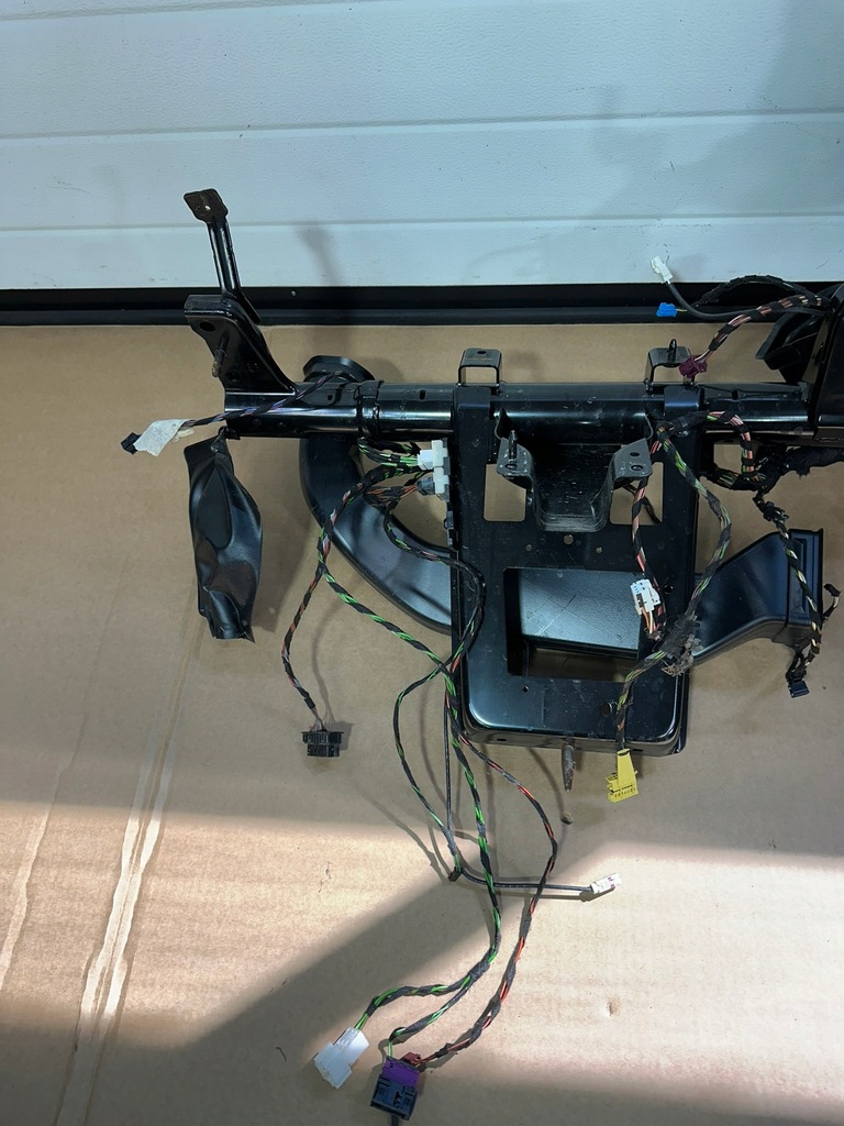 фото №11, Каркас панели ,кронштейн, жгут mercedes vito w447, viano europa