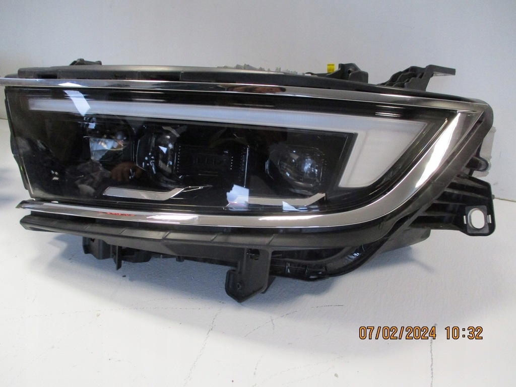 фото №8, Лампа правая левая full led opel astra l vi 9840160780 9840160880