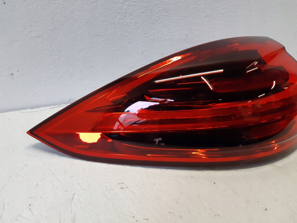 фото №2, Porsche cayenne 7p lift лампа задня