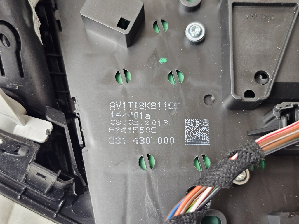 фото №5, Решітка обдув захист dekor рамка панель перемикач радіо ford fiesta mk7