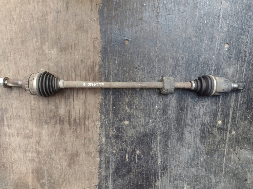 фото №1, Привідний вал права suzuki celerio 2015