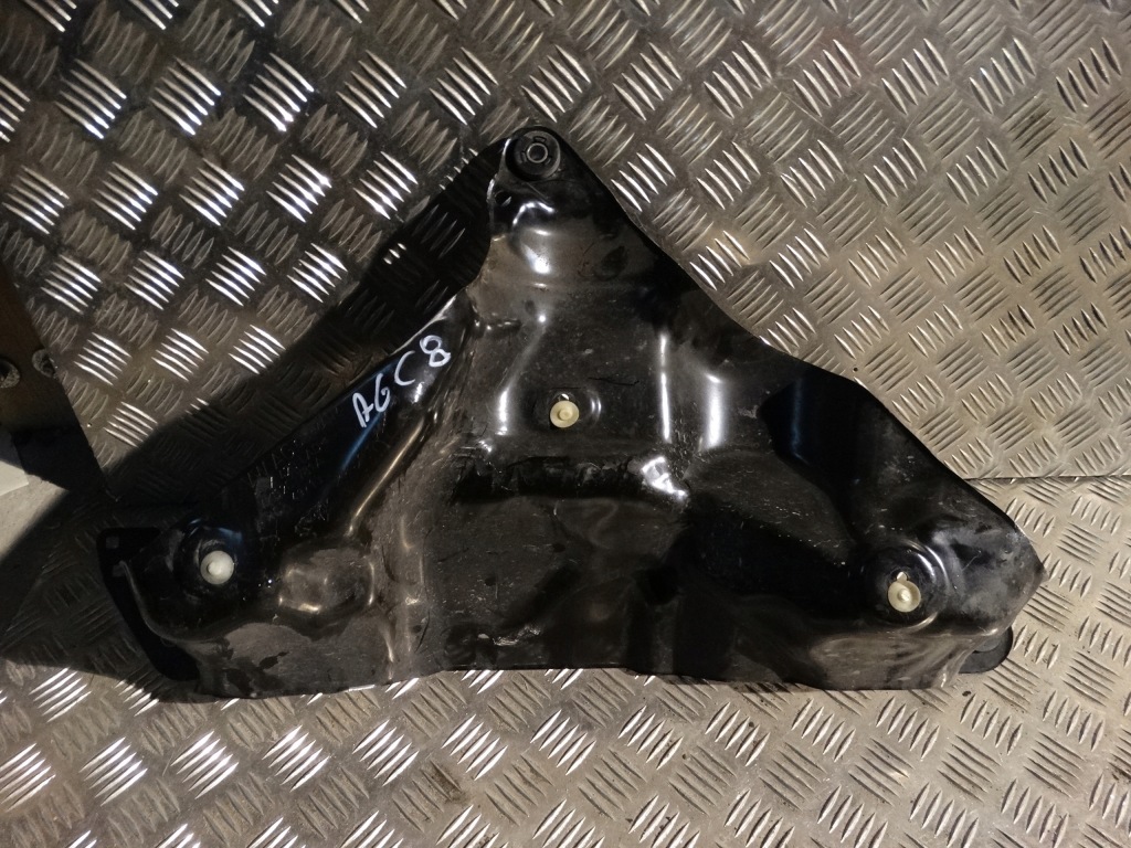 Купить Идеальная накладка бака топливной  audi a6 a7 c8 1