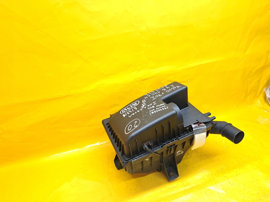 фото №1, Корпус фильтра воздуха volvo v70 ii 2,4b 9179373