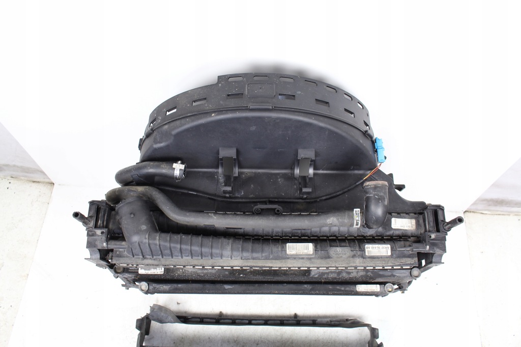 фото №2, Радіатор комплект 3,0 tdv6 discovery iv