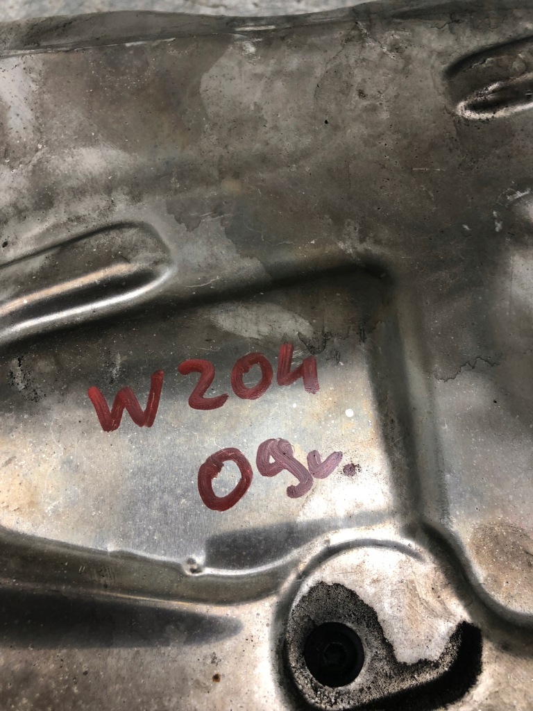 фото №8, Корпус фільтра повітря mercedes w204 a6510901101