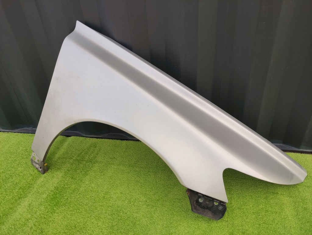 фото №1, Volvo s40 ii v50 04-12 крыло правый передний 426-26