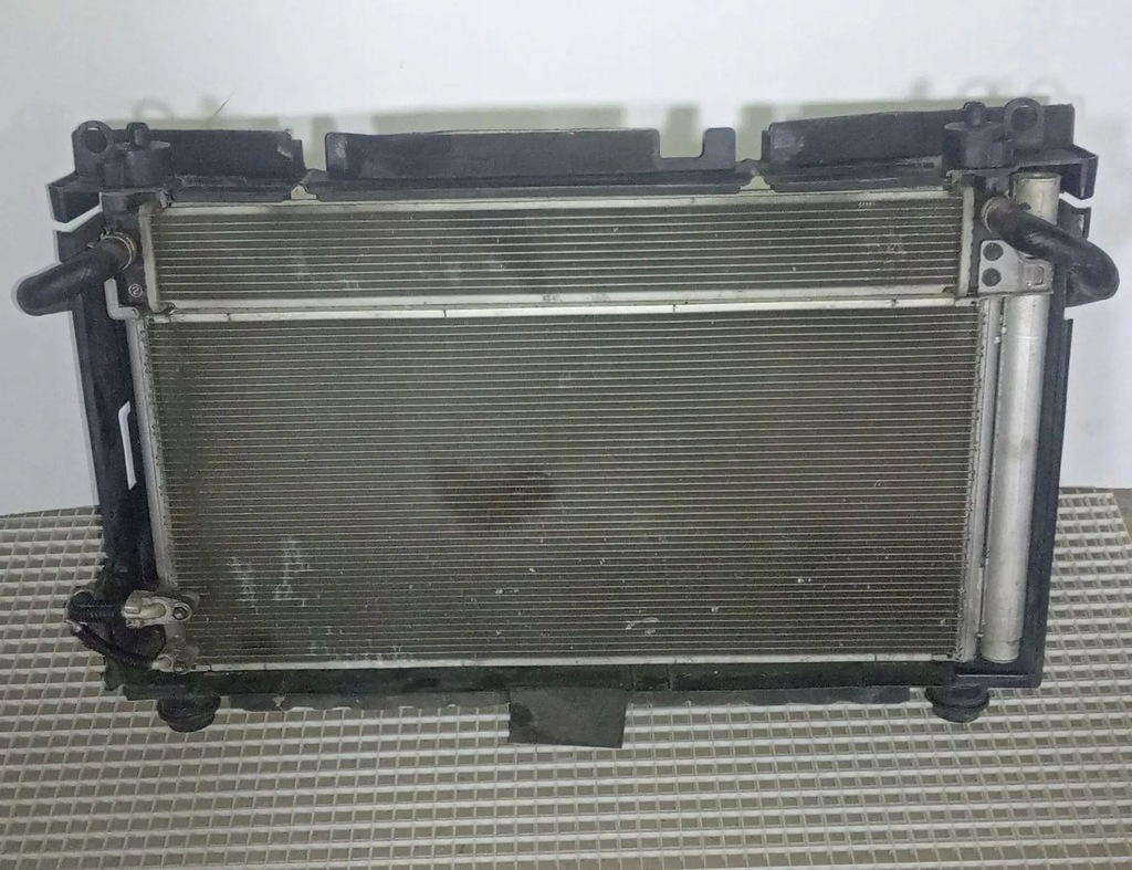 фото №11, Бампер перед kompletny набір частини кузовних toyota prius xw30 2011