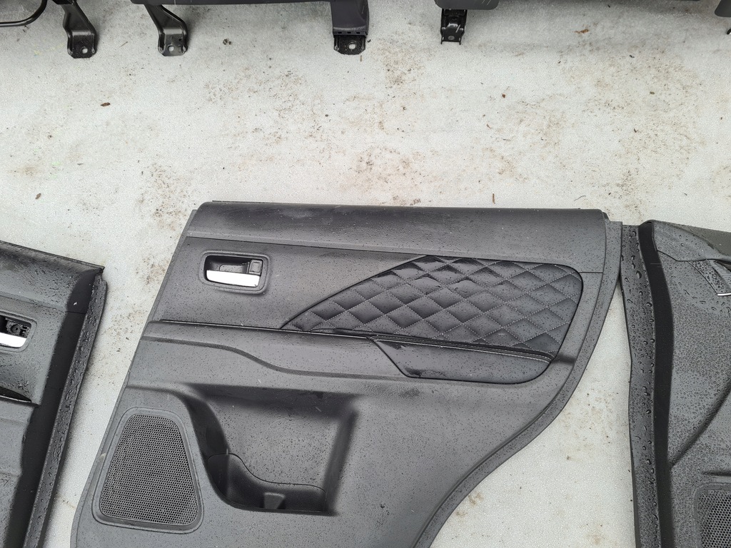 фото №7, Заднее сиденье комплект кожа outlander iii