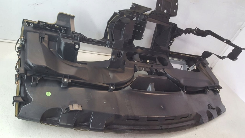 фото №15, Приборная панель консоль ремни vw touran ii 1,6 tdi