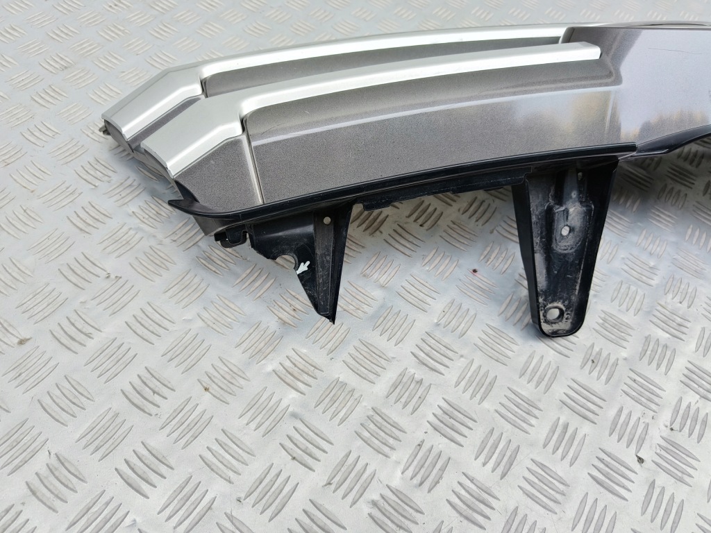 Toyota highlander 2017-2019 решётка радиатора решётка  перед значок под радар америка Киев