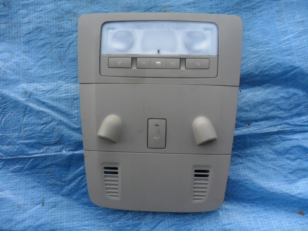 фото №1, Opel-części | insignia a лампа потолочный перед 13251594