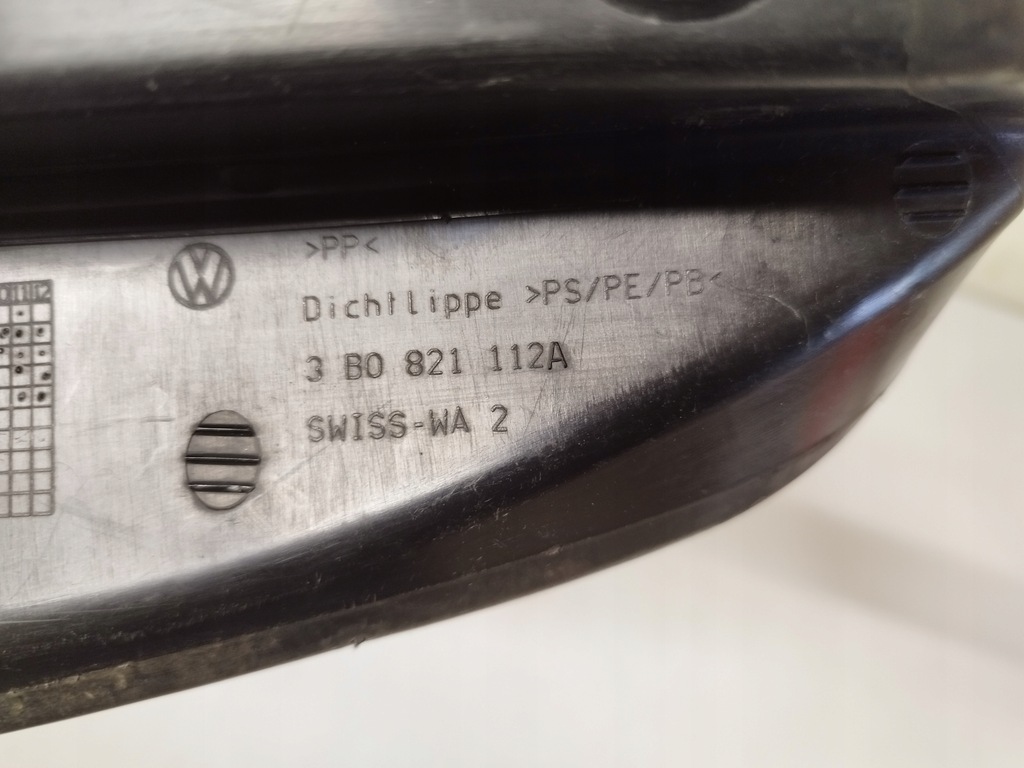 фото №13, Vw passat b5 шумоізоляція захист крила правий перед 3b0821112a