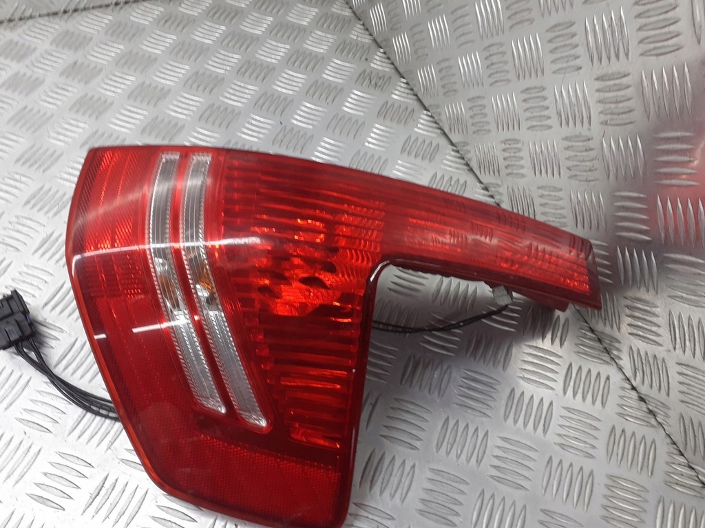 фото №1, Лампа права задня citroen c4 hb 9655863980
