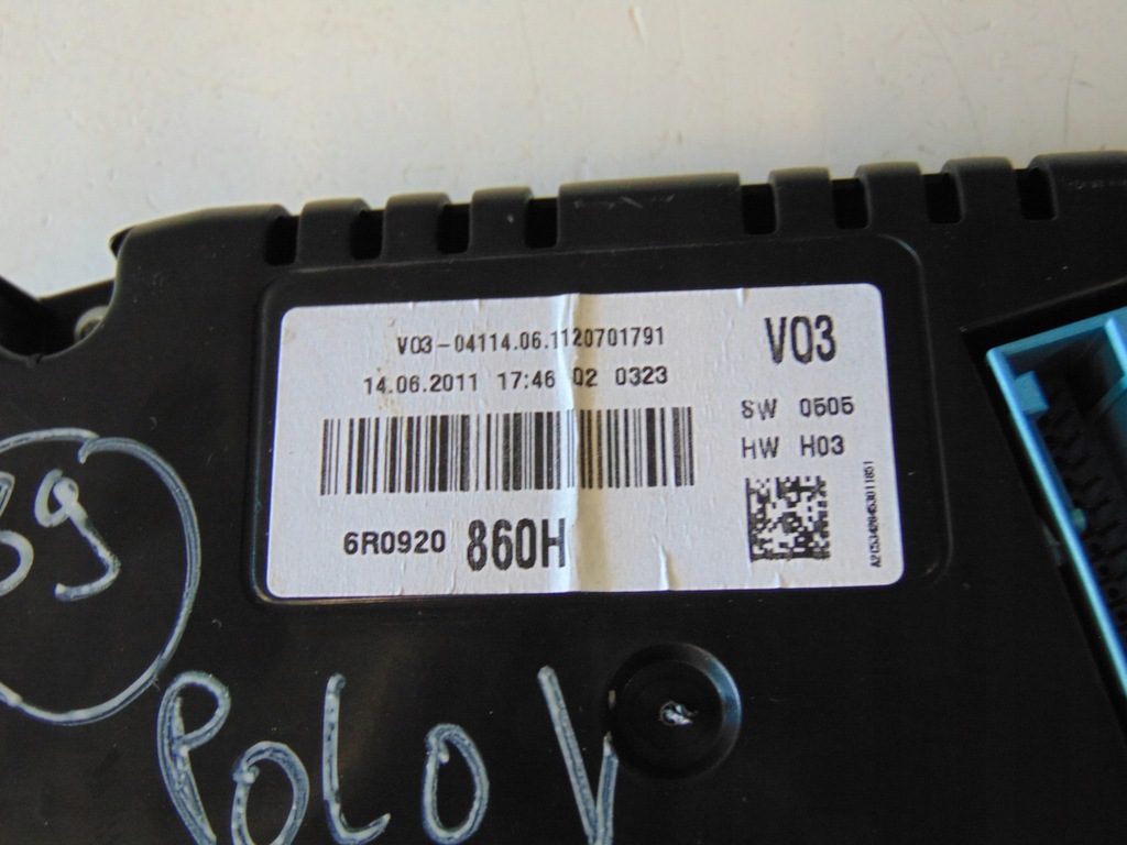 фото №8, Счетчик приборная панель vw polo v 1.2 6r0920860h