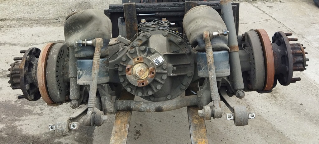 фото №1, Корпус міст балка мосту 2016 r volvo fh rss1356 2.64