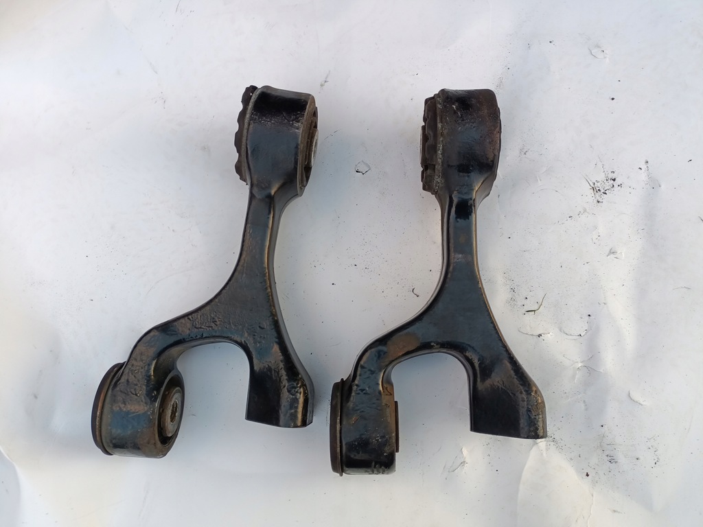 фото №1, Кронштейн тяга кабины перед scania s r подвеска контактная группа замка зажигания