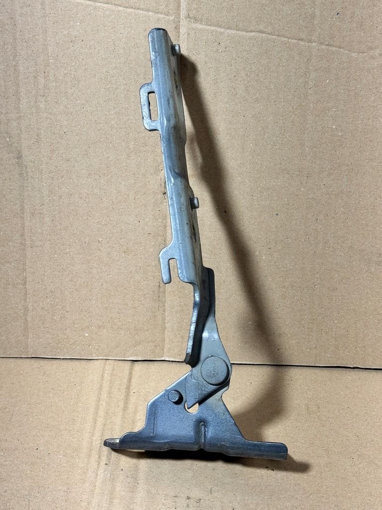 фото №1, Петля капот левый citroen c5 iii x7 9682531180