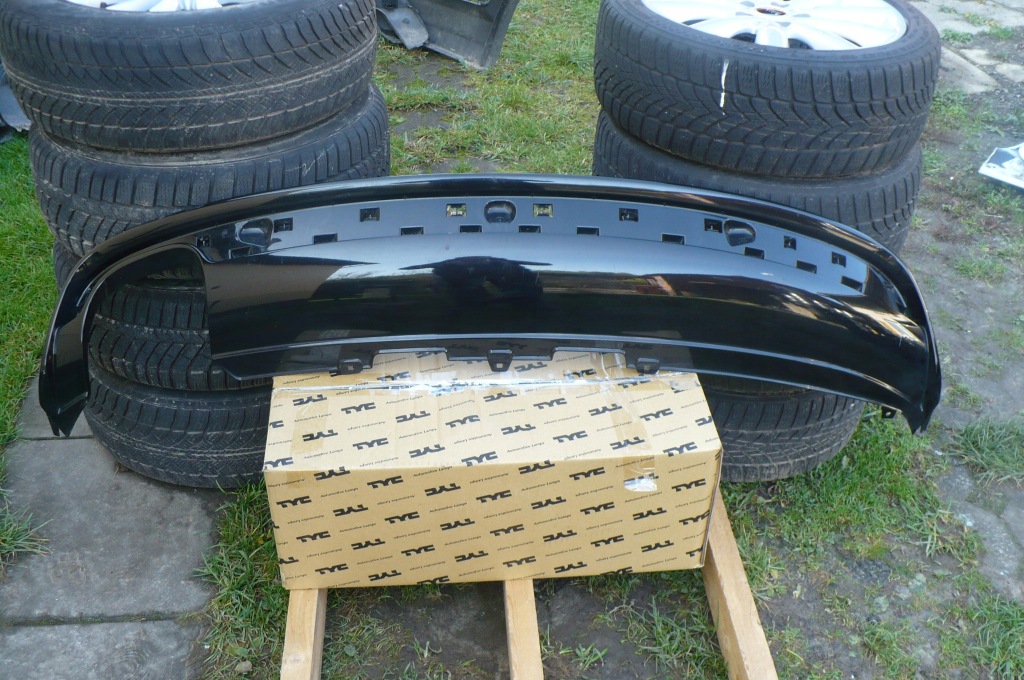 фото №1, Накладка диффузор бампера задняя audi a5 lift 8t0