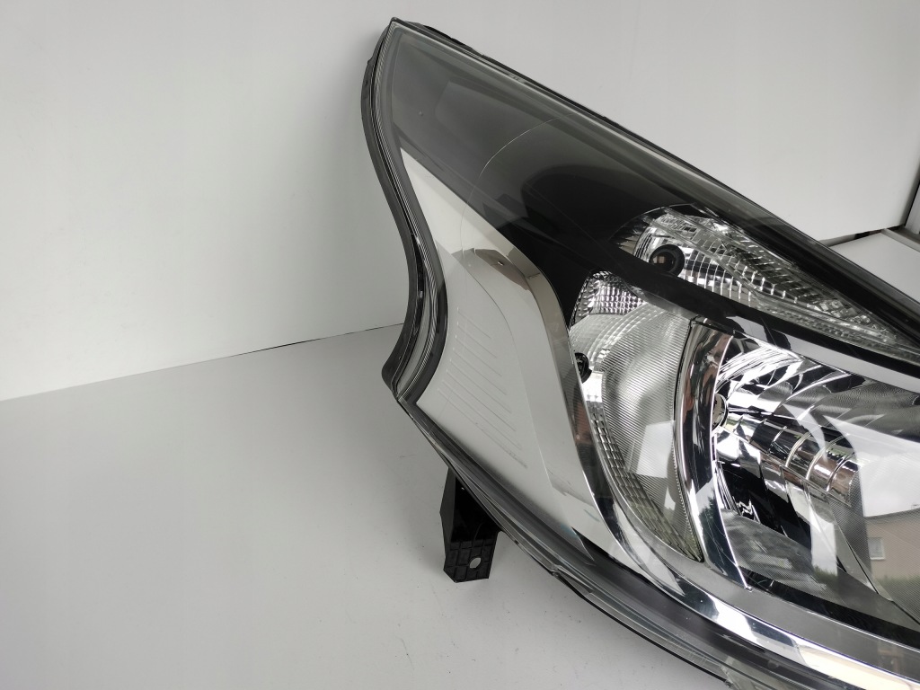 фото №2, Лампа права фара renault trafic iii 14-