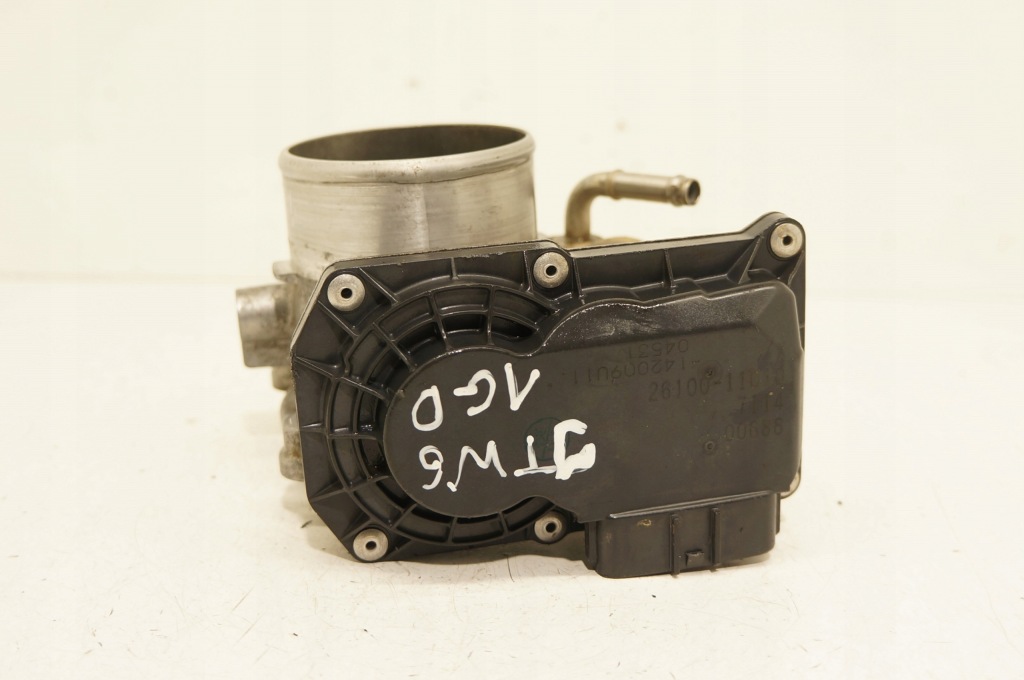 фото №1, Дроссельная заслонка toyota land cruiser 2.8 d4d 1gd 26100-11010