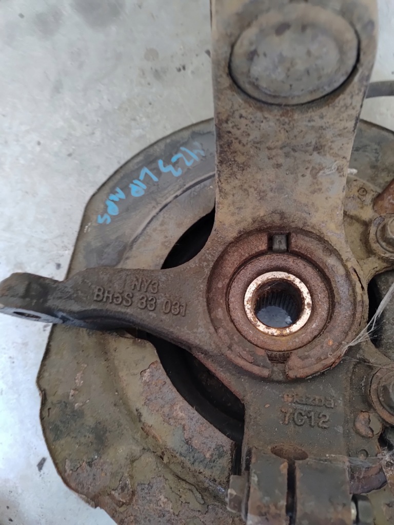 Mazda 3 mps 03-08 поворотний кулак амортизатор лівий перед Київ