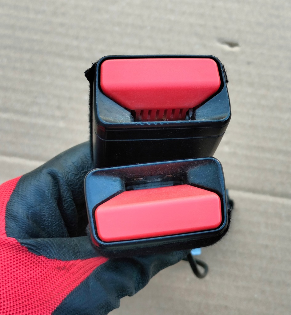 фото №3, Citroen ds5 клипса поперечина перед