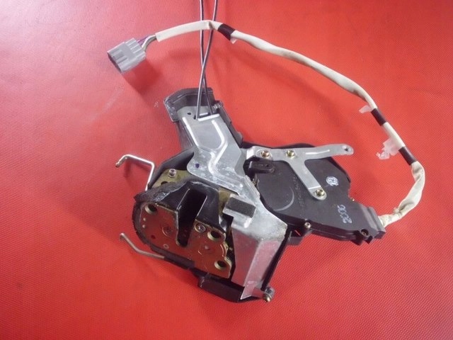 фото №2, Замок дверь левый toyota mr2 ii 99-07r